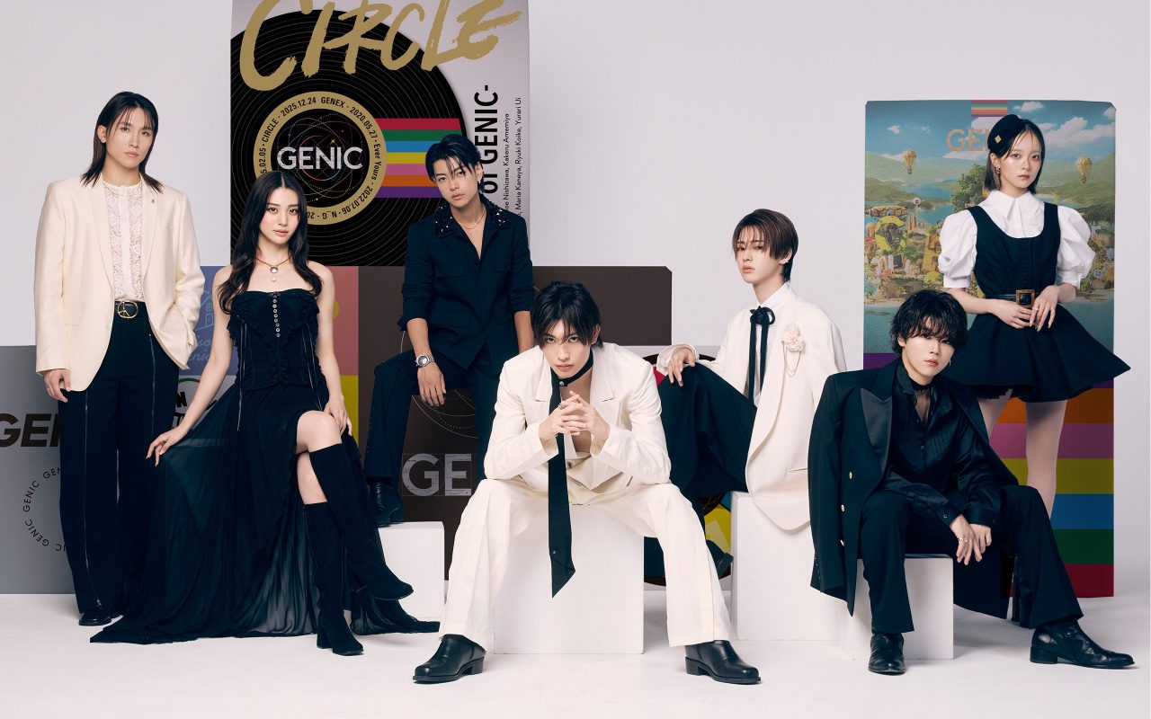 GENIC — official group photograph